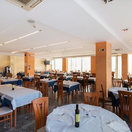 Hotel La Sirenetta Tortoreto Esterno foto