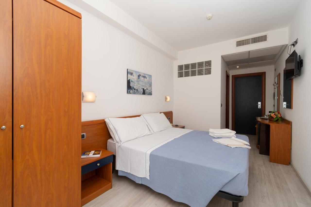Hotel La Sirenetta Tortoreto Esterno foto